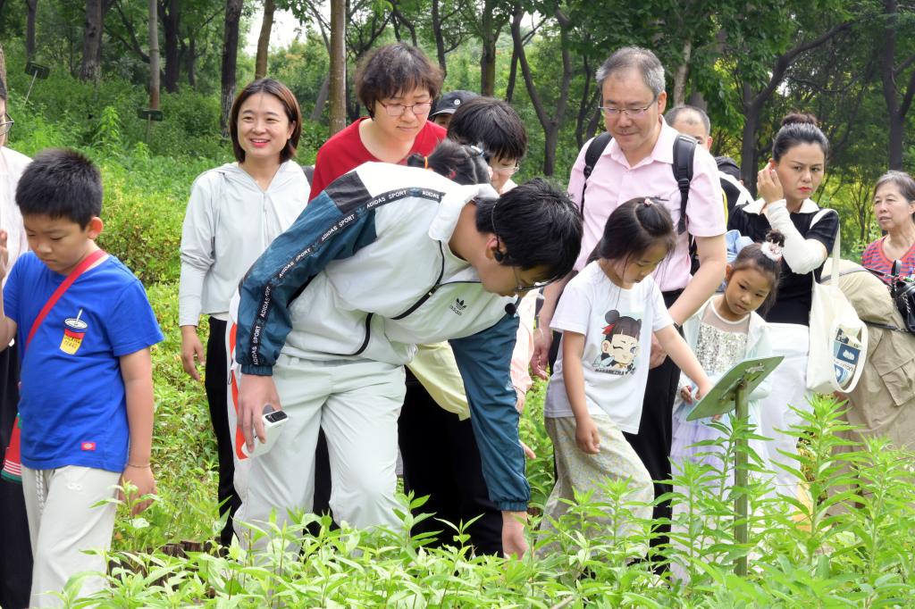 于6月1日举办了主题为“童探药山 传