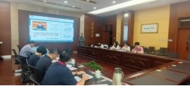 鼓励广大教师以更加饱满的热情投身科学